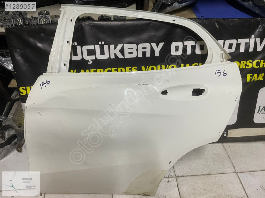 MERCEDES GLA KAPI SOL ARKA W156