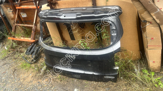 Jeep Renegade İçin Çıkma Bagaj Kapağı Satışı