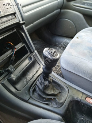 RENAULT LAGUNA 1 VİTES TOPUZU ORJİNAL ÇIKMA