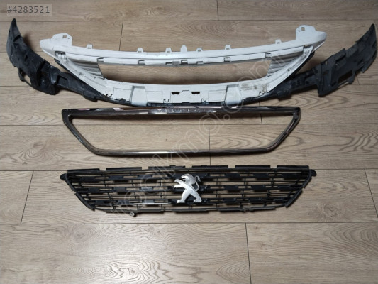 Peugeot 308 ÖN ÜST TAMPON TAKVİYESİ