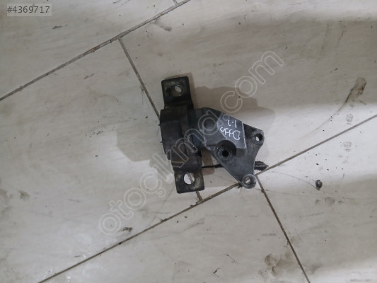 Fiat doblo motor kulağı