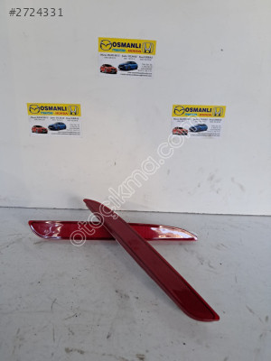 Mazda 3 Tampon Reflektörü