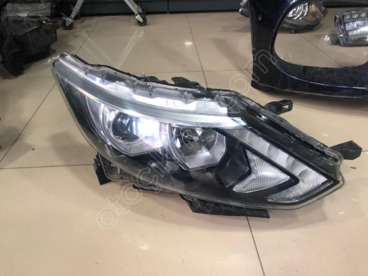 NISSAN QASHQAİ J11 SAĞ FAR 100-18013