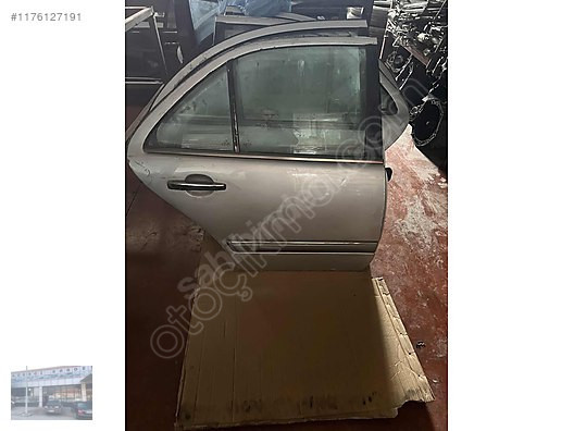 MERCEDES 210 KASA KAPI ÇIKMA