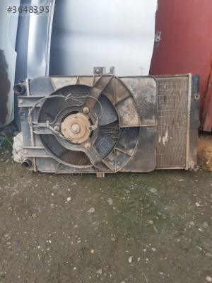 LADA VEGA 2000 MODEL 1.5 BENZİNLİ SU RADYATÖR FAN SETİ