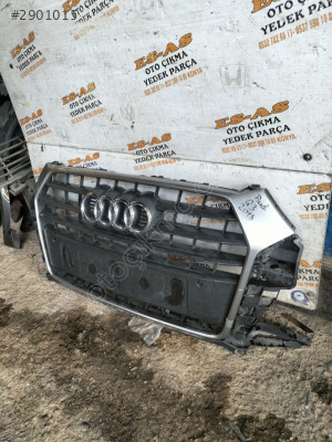 Audi Q3 orijinal çıkma ön panjur
