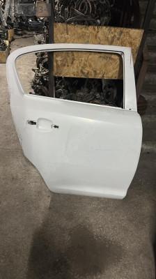 CORSA D BEYAZ SAG ARKA KAPI KİLİT CAM