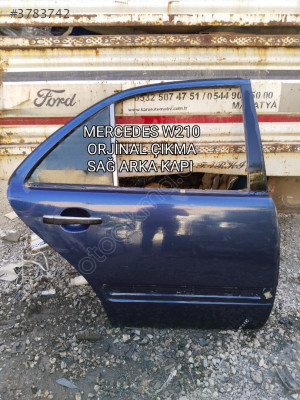 MERCEDES W210 ÇIKMA ORJİNAL SAĞ ARKA KAPI