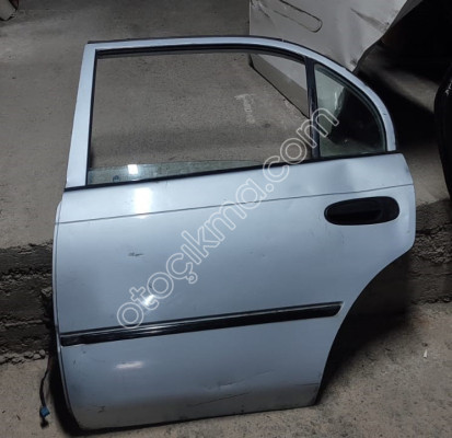 TOYOTA COROLLA SOL ARKA DOLU KAPI 1993 - 1997 ÇIKMA PARÇA