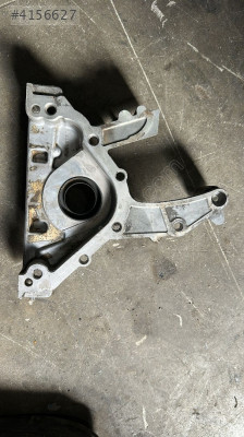 AUDİ A4 GOLF KRANK KEÇE KAPAK - 2.0 TFSİ BWA CDL - 06D103153