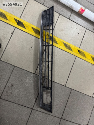 FİAT EGEA MAKYAJLI ÖN TAMPON ORTA IZGARA 735734367