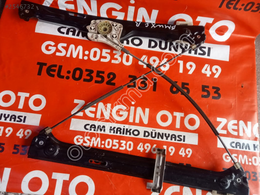 BMV X5 SAĞ CAM KRİKOSU 7137020S
