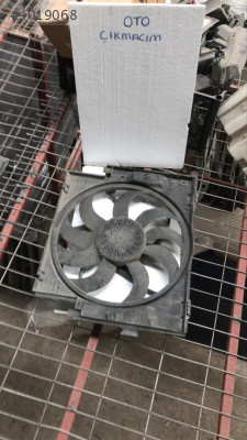 BMW FAN MOTORU KOMPLE