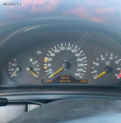 MERCEDES CLK W208 KM SAATİ 97 99 MAKYAJSIZ KASA UYUM