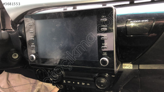 TOYOTA HİLUX 2020-2023 DİGİTAL KLİMA PANELİ  (XS2104S25)