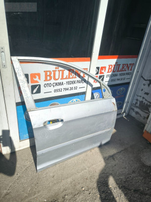 Kia Picanto sağ ön kapı orijinal çıkma
