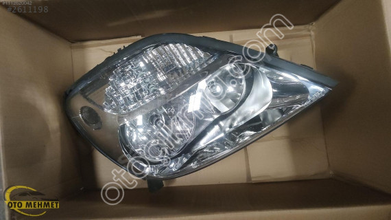 RENAULT SCENİC ORJİNAL ÇIKMA SAĞ FAR OTO MEHMET