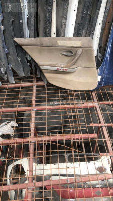 BMW E90 sol arka kapı döşemesi