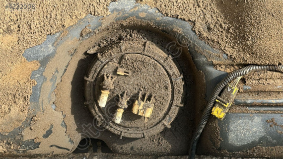 2010-2016 RENAULT FLUENCE YAKIT DEPOSU ŞAMANDIRA ORJ ÇIKMA