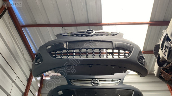 OPEL CORSA D ON TAMPON DOLU OTO ERKAN