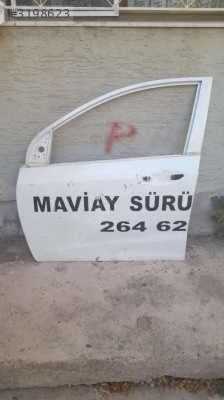 Hyundai i20 sol ön kapı orjinal
