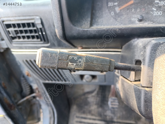 RENAULT R9 FAR SİNYAL KOLU
