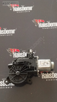 561959811D Vw Passat (12-17) Sol arka cam motoru