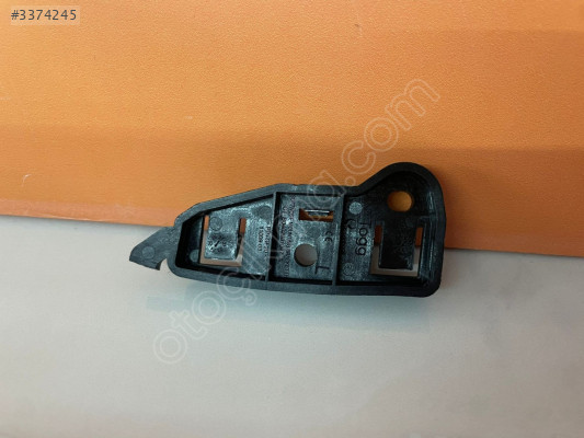 TOGG T10X SOL ÜST TAMPON BRAKETİ B0402901047