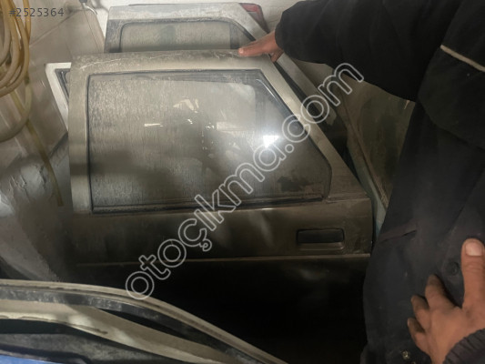 Hatasız Lada Vega sol arka kapı orijinal