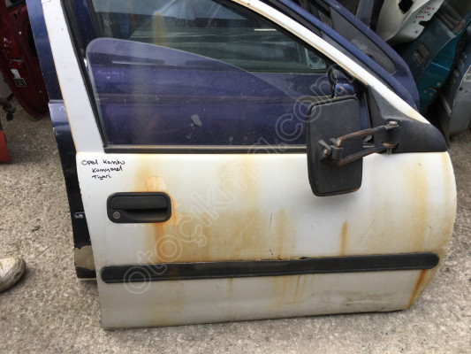 Opel Combo Sağ Ön Kapı Döşemesi Dış Ayna Kapı Çıtası