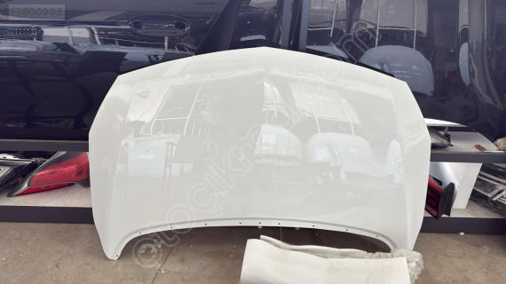 Opel Astra j hatasız beyaz motor kaputu