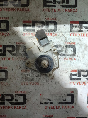 5Q4959812E VOLKSWAGEN PASSAT B8 CAM MOTORU SOL ARKA 5Q4959812E