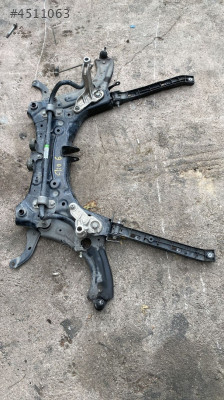 CLİO 5.5 TRAVERSS ORJİNAL ÇIKMAA PARÇAA