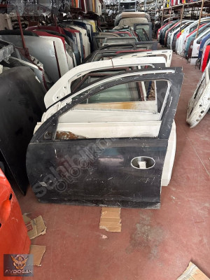 OTO CEM'DEN ÇIKMA OPEL CORSA C SOL ÖN KAPI