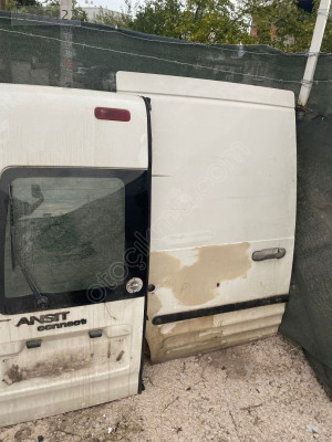 Ford Tourneo Connect İçin Sağ Sürgülü Kapı Parçası