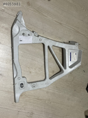 FORD FOCUS 06-11 SOL ARKA TAMPON BRAKETİ