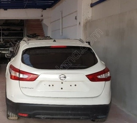 J11 Nissan Qashqai Arka Tampon & Diğer Parçalar - Mil Oto