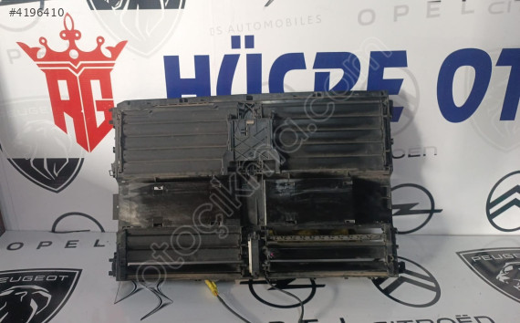 PEUGEOT 3008 HYBRİD RADYATÖR HAVALANDIRMASI 9841341080 9842678180