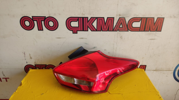 FORD FOCUS 3.5 HB SAĞ STOP