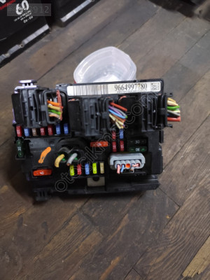 9664997780 CİTROEN C3 SİGORTA KUTUSU