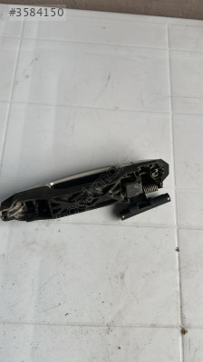 2002 TOYOTA COROLLAVERSO SAĞ ARKA KAPI KOLU VE BRAKETİ
