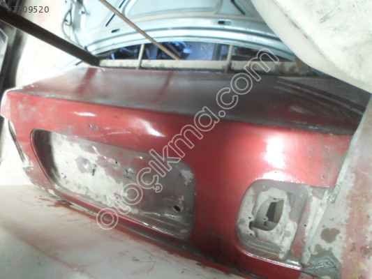 HONDA CIVIC 1999 - 2004 MODEL BAGAJ KAPAK  KIRMIZI