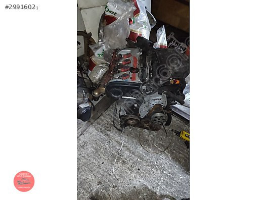 Audi A4 2000 motor benzinli ALT kodlu kople motor