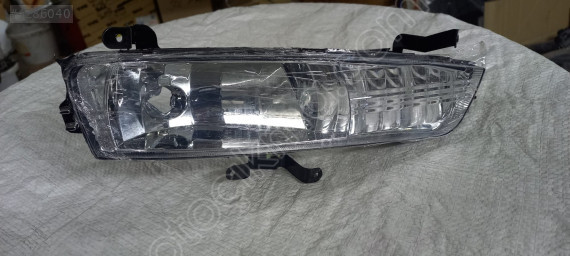 Hyundai Accent Era sağ sis farı OEM 922021E000 sıfır yan sanayi