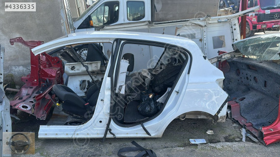 OPEL CORSA E KESME TAVAN ARKA ÇAMURLUK BURSA MG