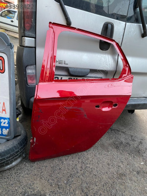 OPEL CORSA F SOL ARKA KAPI - KIRMIZI