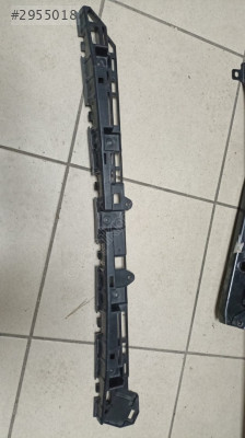 Opel Astra J Sedan Arka Tampon Orta Tutucu GM Orijinal