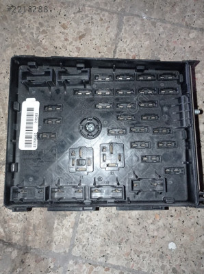 3C0937125A VW TİGUAN PASSAT B7-CC ORJ. ÇIKMA SİGORTA KUTUSU