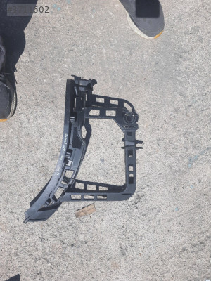 VOLKSWOGEN PASSAT ARKA TAMPON BRAKETİ SOL