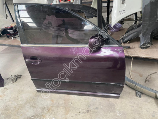 VOLKSWAGEN PASSAT B5 1.8 SAĞ ÖN KAPI ÇIKMA